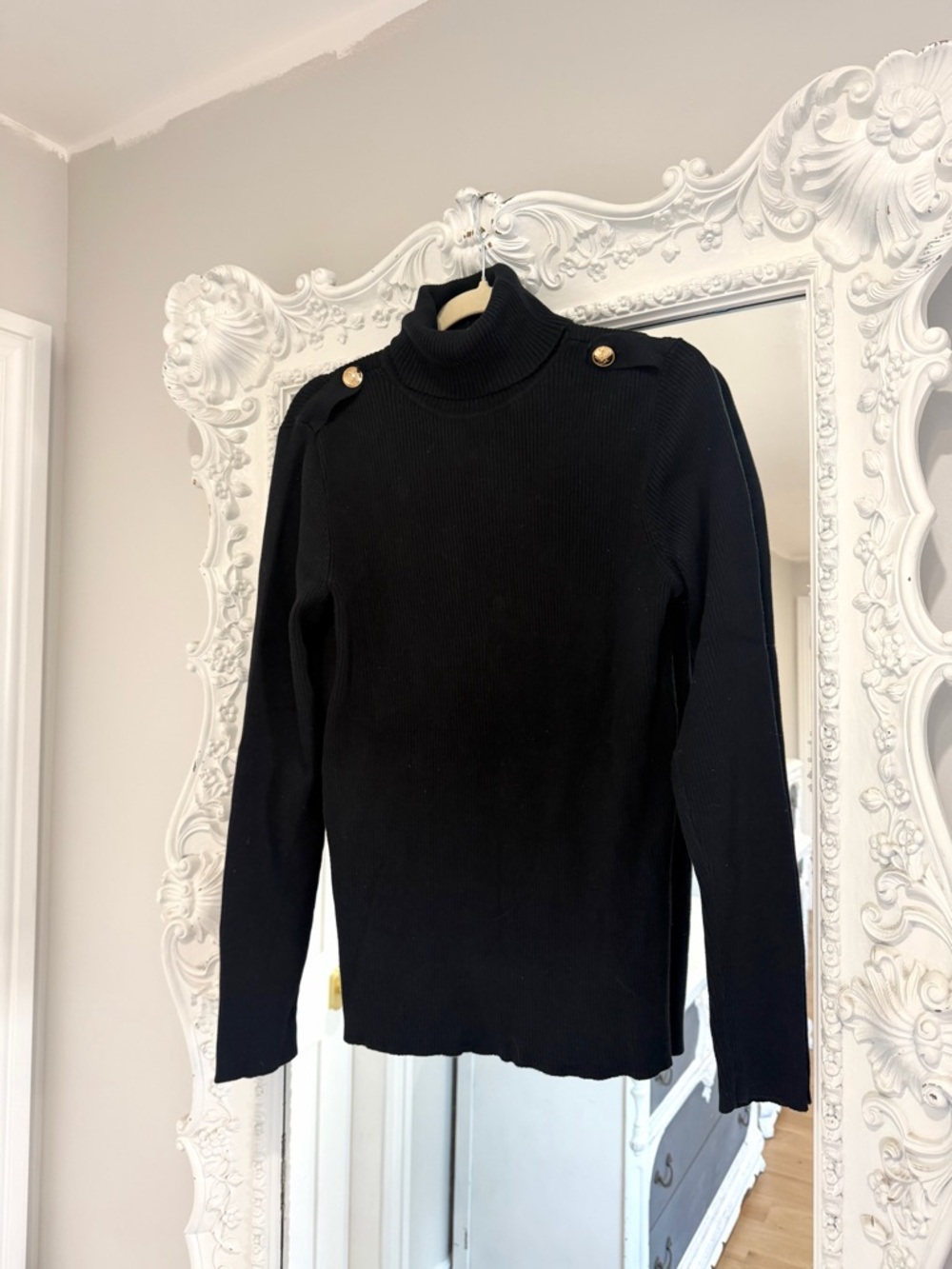 Ralph Lauren Black Women's Knit Sweater Turtle Neck with Gold Buttons